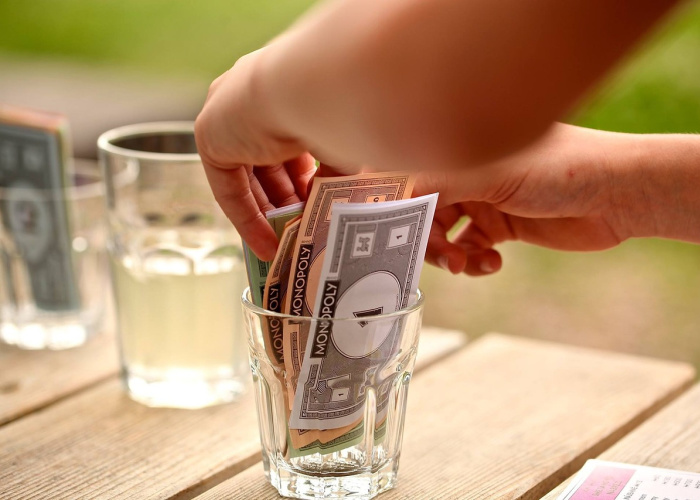 How Much Money Do You Start With In Monopoly